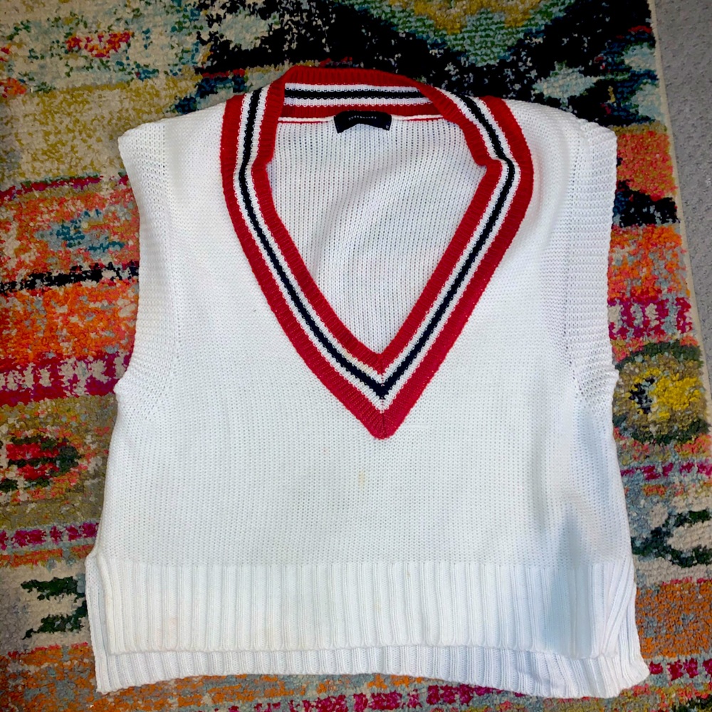 Verge girl sweater vest